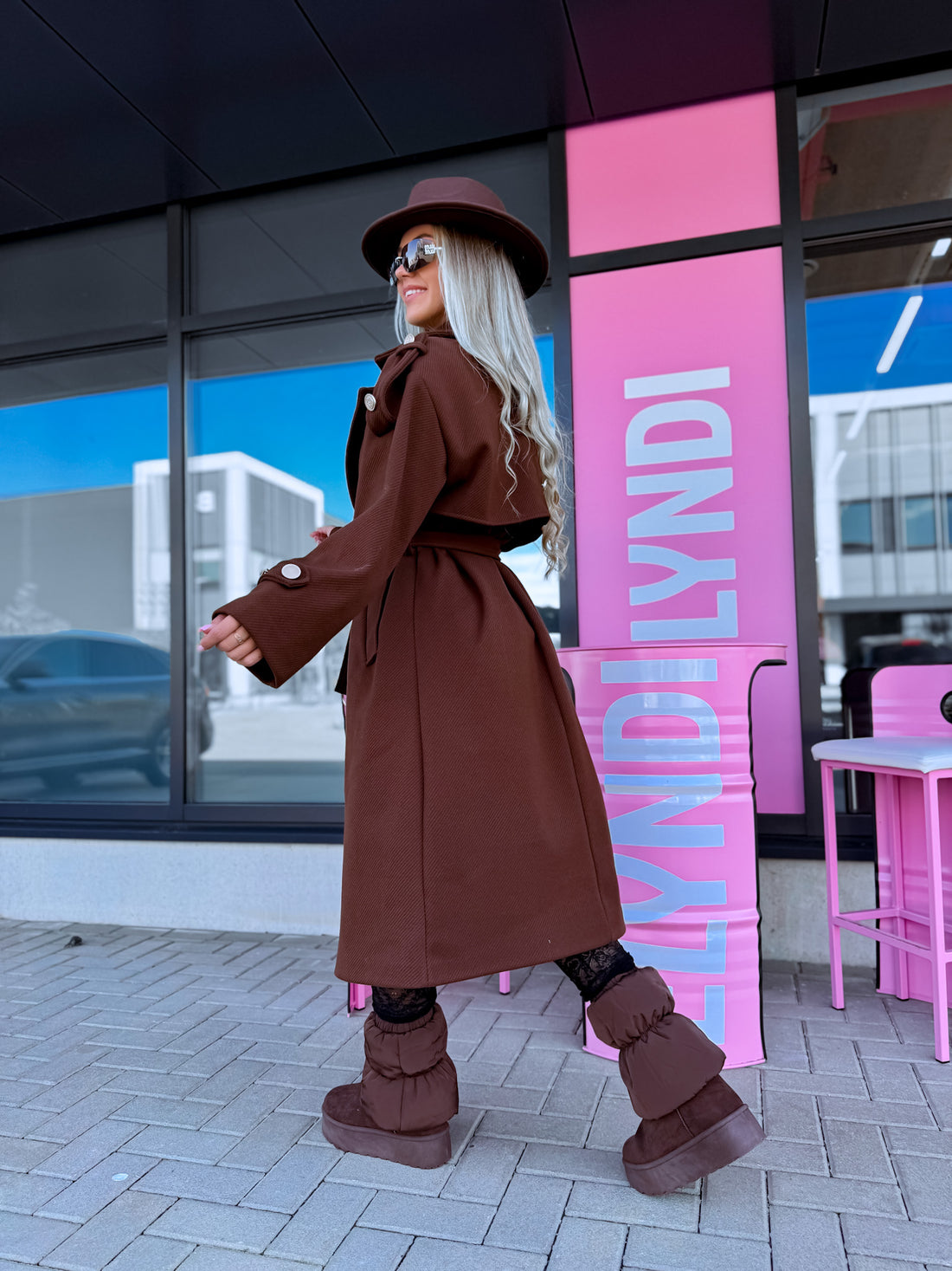 Svītrota raksta mētelis "MILADY" 88082 - CHOCO