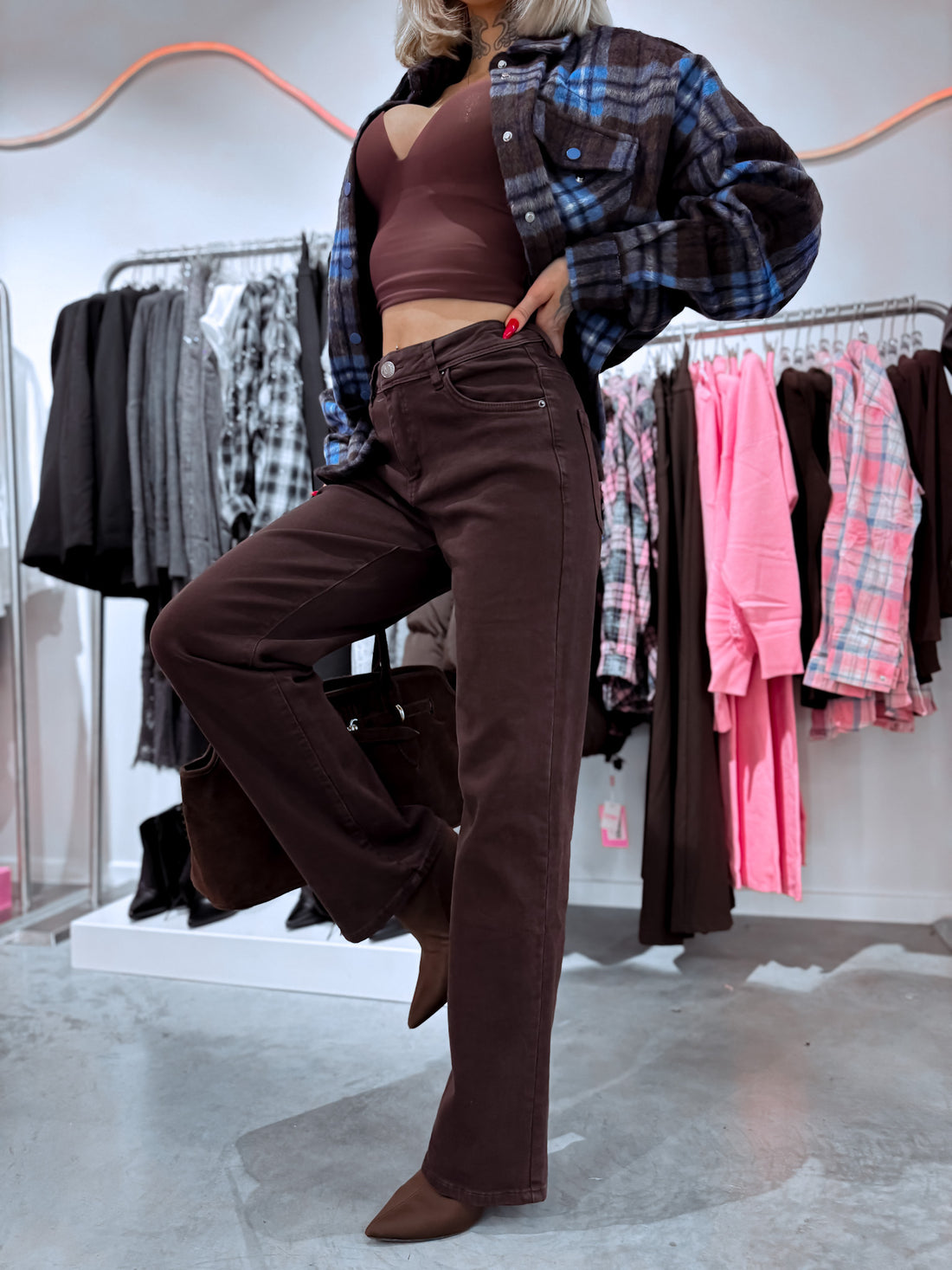 Jeans "STRAIGHT FIT" XJ548 – CHOCO