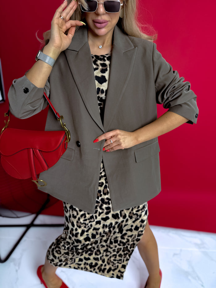 Oversized blazer with black sleeve buttons - choco 