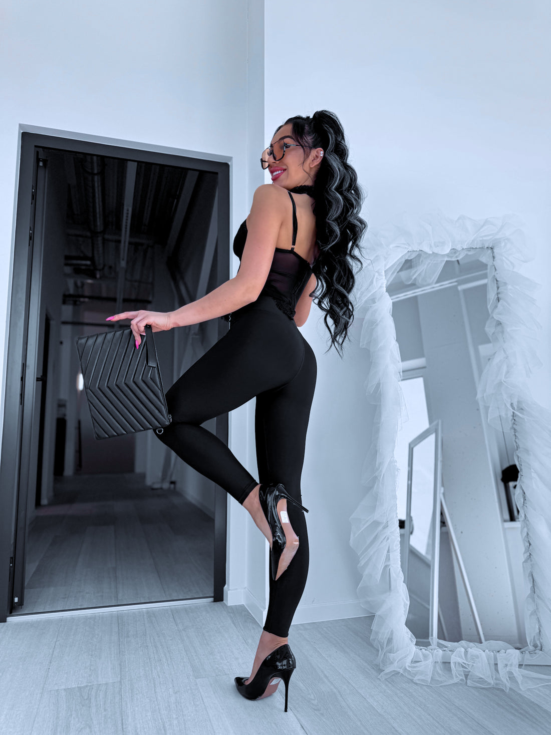 Legingi "SLIM WAIST J089" - MELNI PRE-ORDER