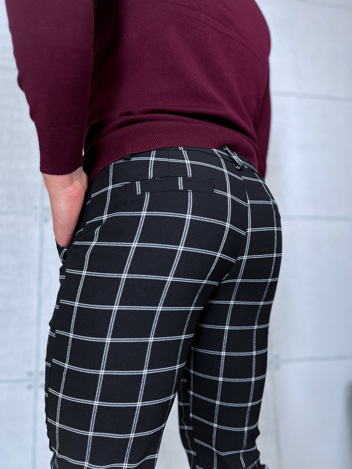 Men's pants with fine check pattern - black with white 65-3