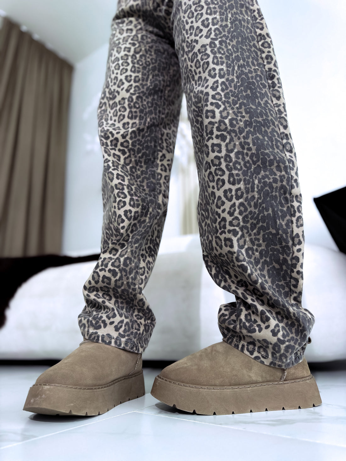 „CATCODE T6065“ džinsai – rusvi