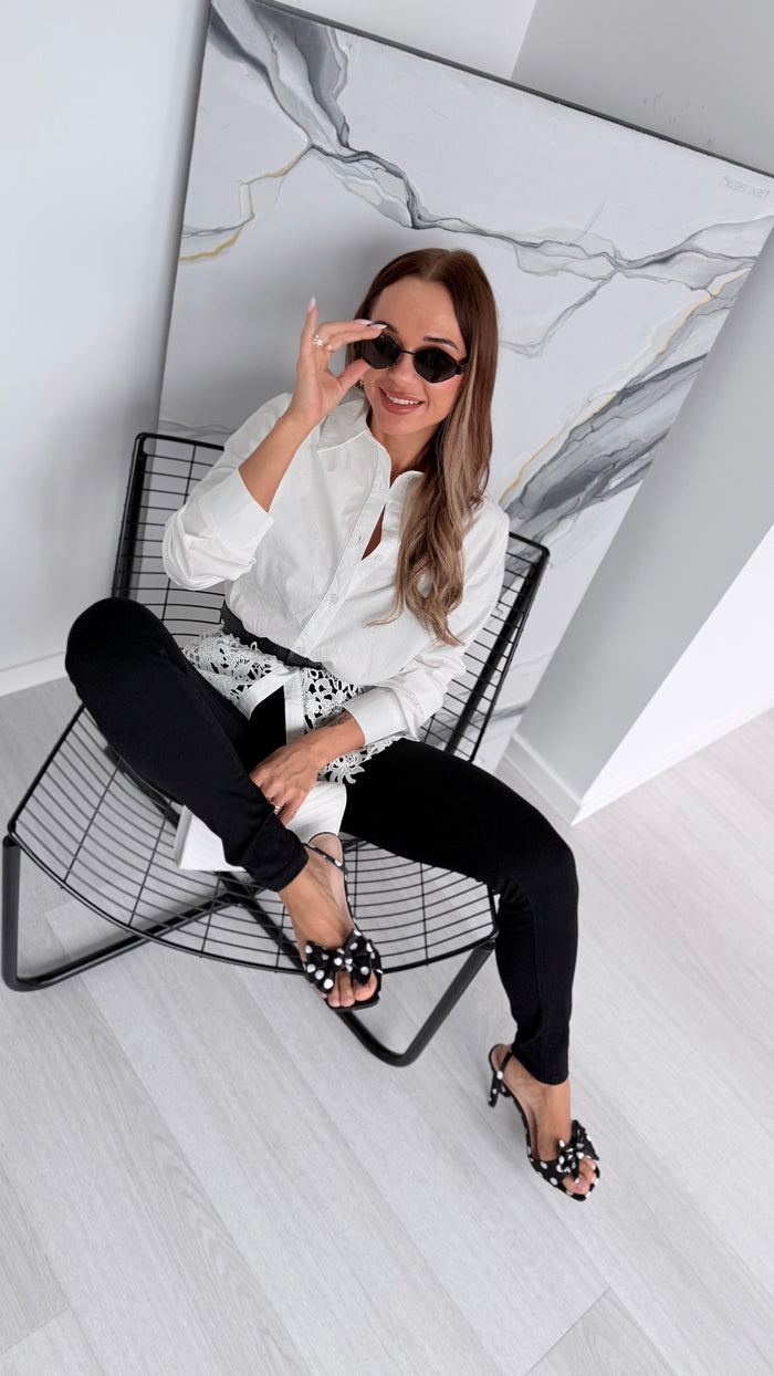PERFECT black jeans with push-up 7-1 PRE-ORDER