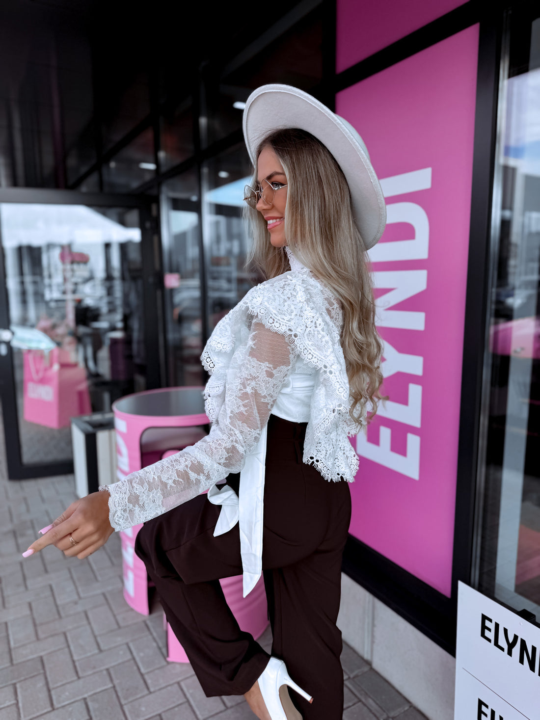 Mežģīņu tops "FORTUNE" W56115 - BALTS