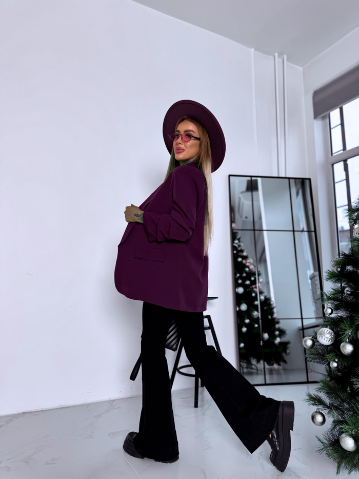 VIOLET, ONE SIZE Blazer + black Top 