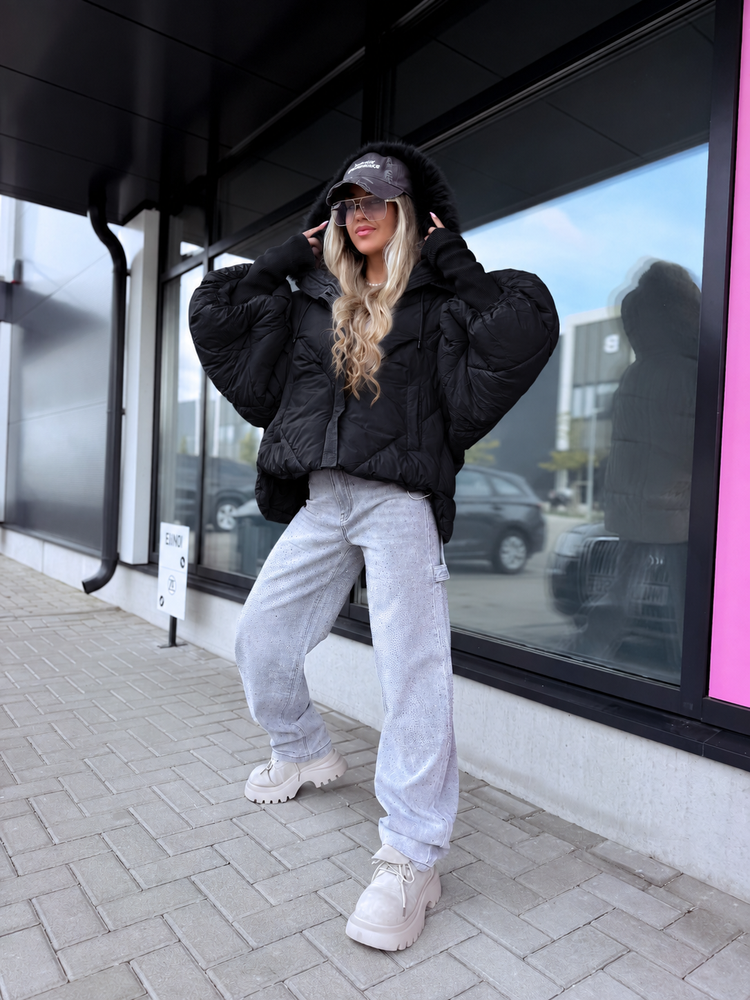 Striukė „THOUGHTS TR8995“ – JUODA