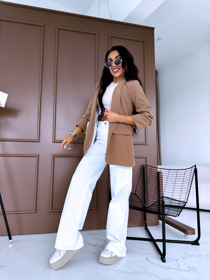 Light brown, ONE SIZE jacket + white top 