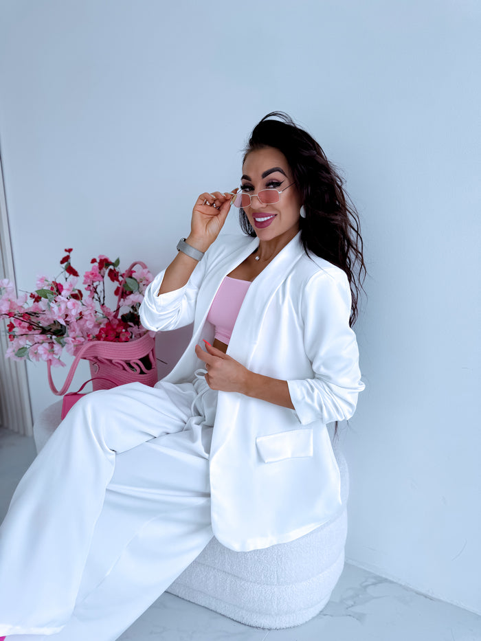 White, ONE SIZE jacket + white top 