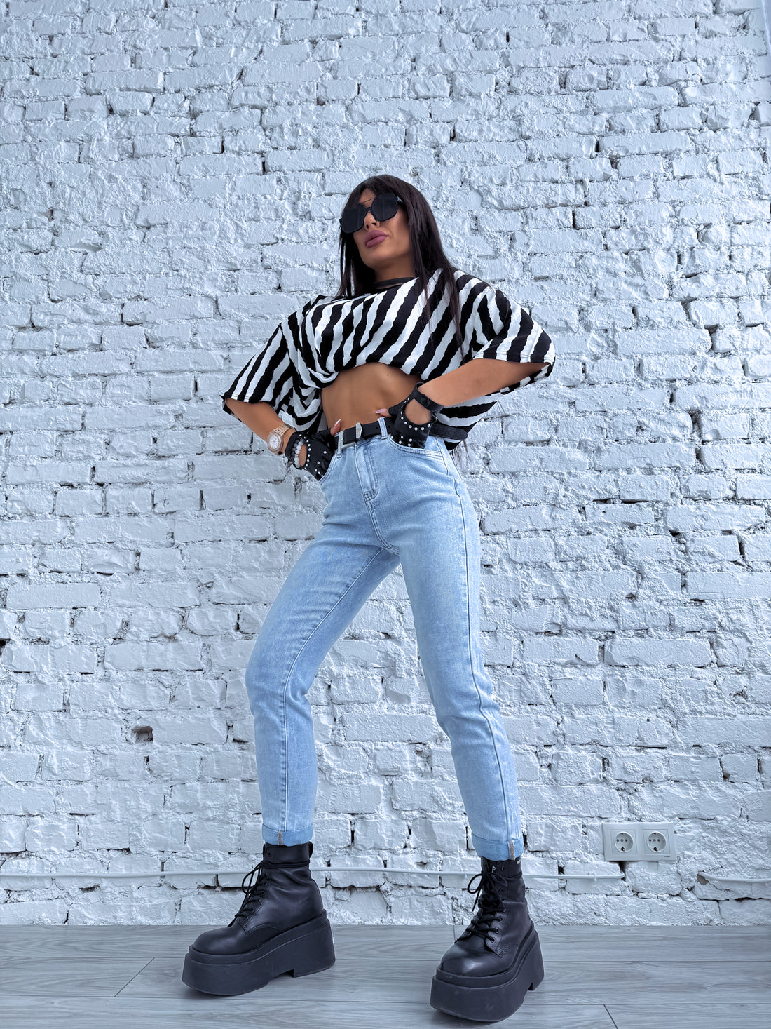 ŠVIESIAI MĖLYNOS džinsinės kelnės HM303-1 "SMOKE"