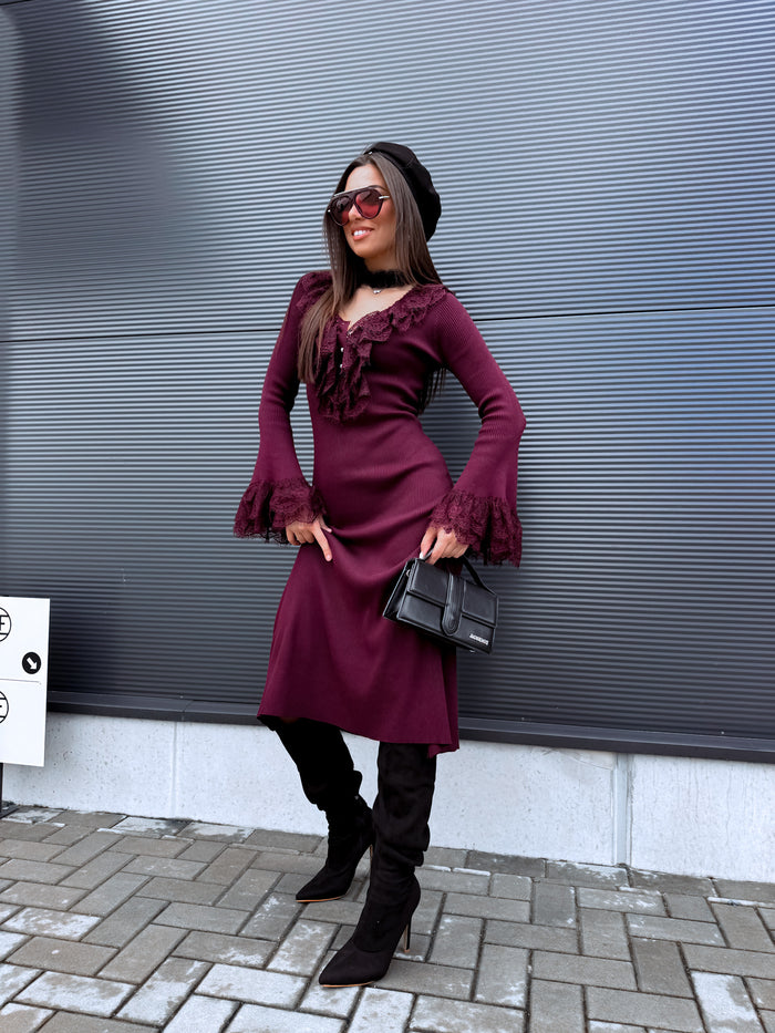 Adīta kleita "VENDETTA 5215" - BORDO