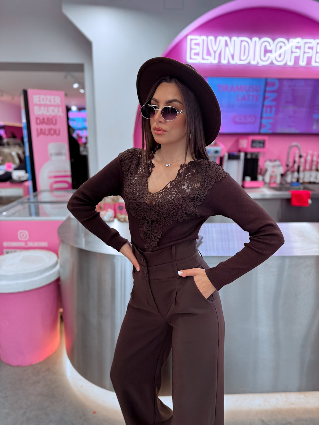 Top with lace neckline "LETTER MC2951" – CHOCO