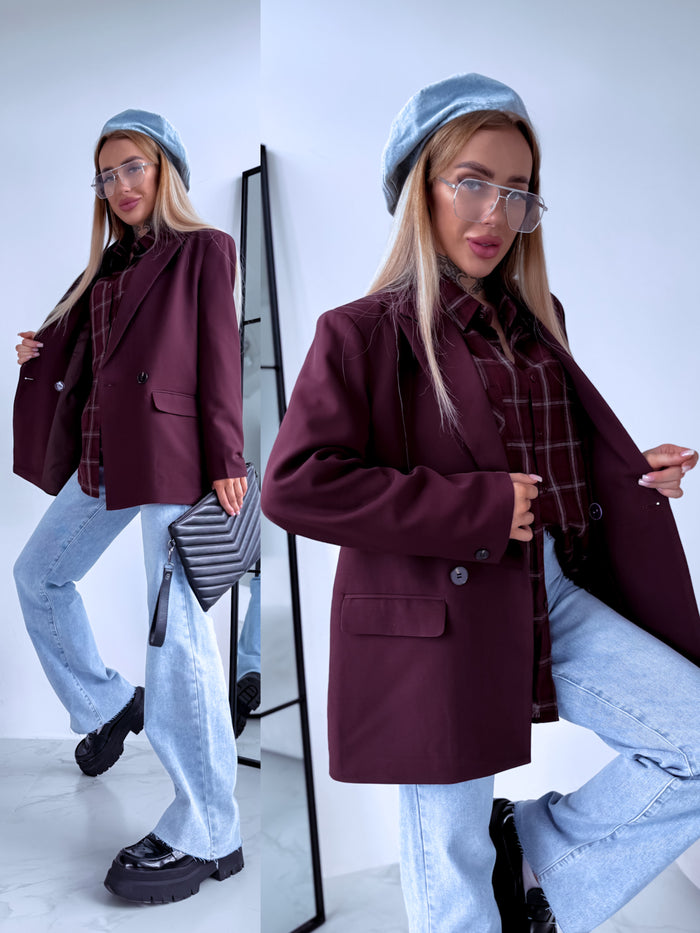 Oversize jacket with black sleeve buttons - eggplant violet 