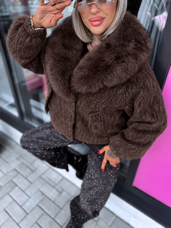 „BEFORE IT FADES 202351“ striukė – CHOCO