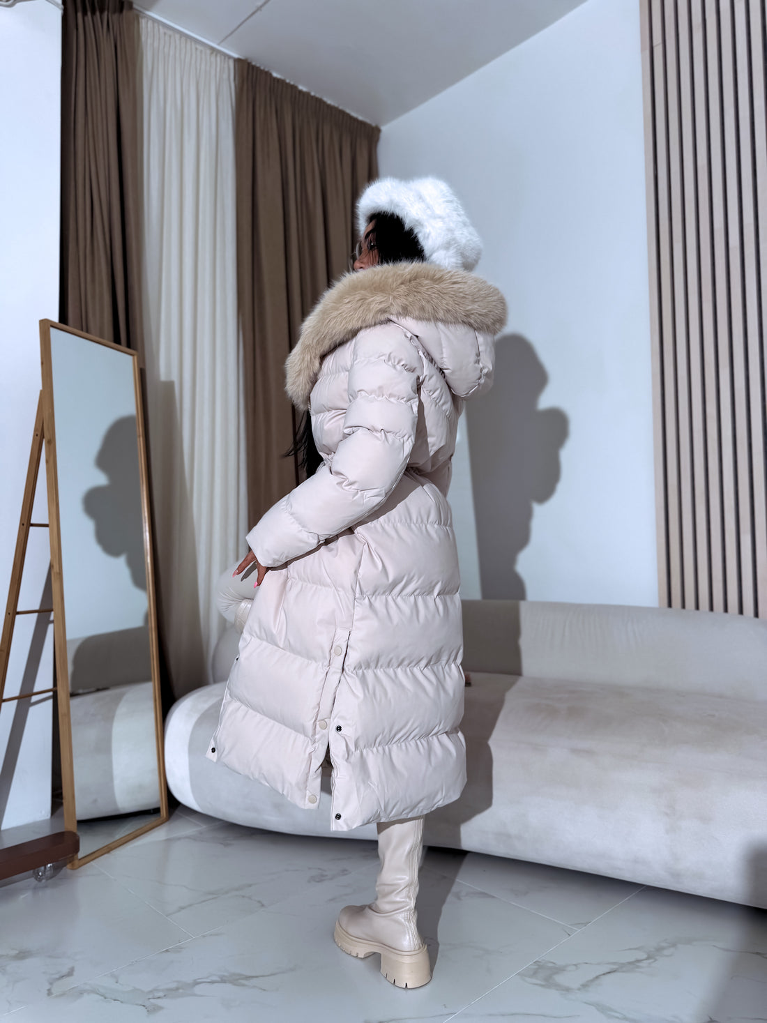 Pikk jope "WINTER WEAR FC83" - HELEBEEŽ