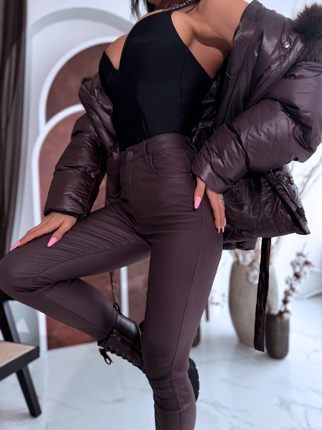 Odos imitacijos kelnės "THE 80'S SKINNY" SHW7309 - CHOCO