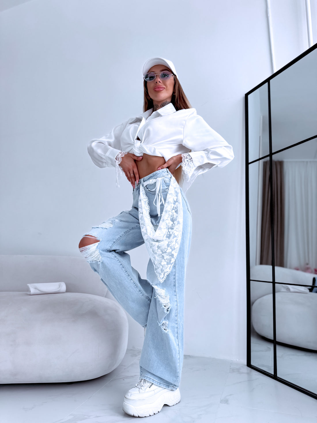 "ICON GIRL LW-671" džinsai + aksesuaras - ŠVIESIAI MĖLYNI