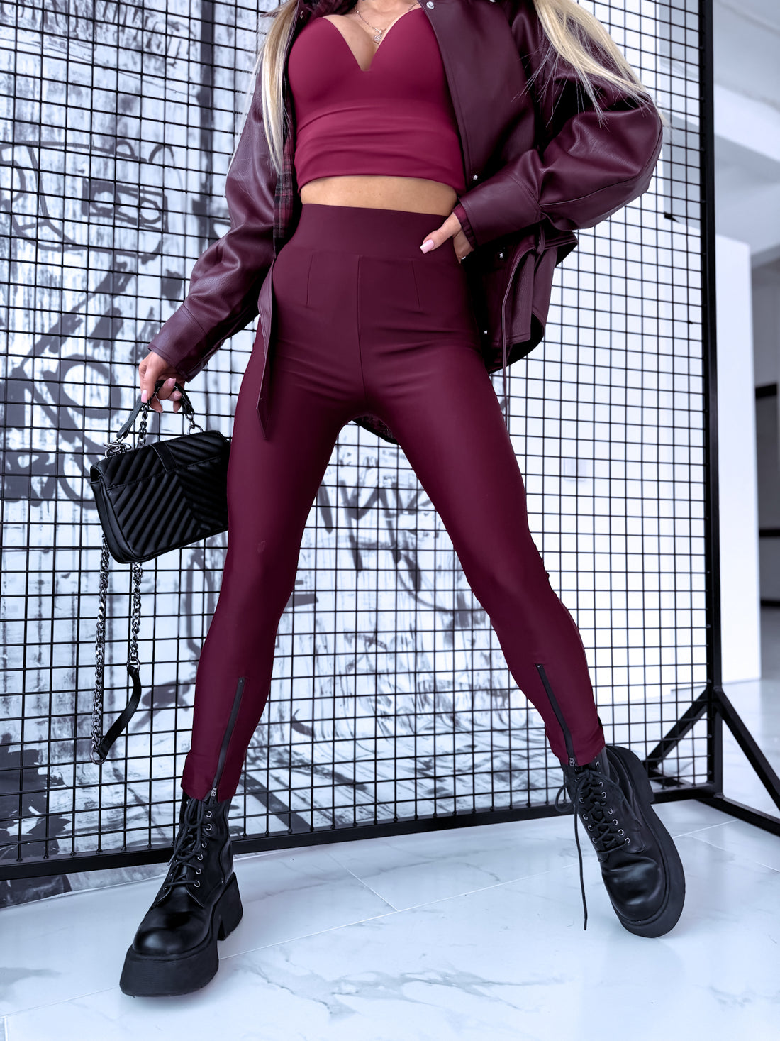 Legingi ar rāvējslēdzējiem "SAVE" 7934 - BORDO
